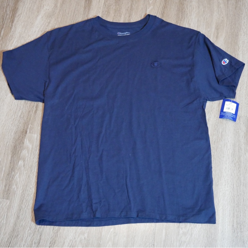 Champion Men Navy Blue Short Sleeve Crewneck T-Shirt Embroidered Logo Size L NWT